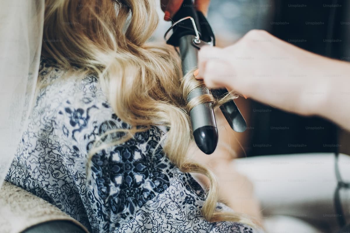 Coiffeur mariage : critères pour choisir le bon pro en 2026