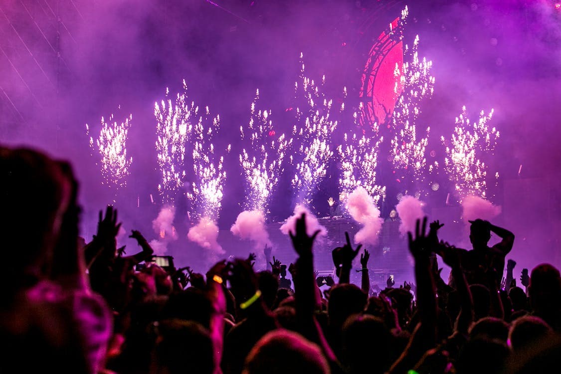 DJ mariage 2026 : comment bien choisir + 10 critères + budget