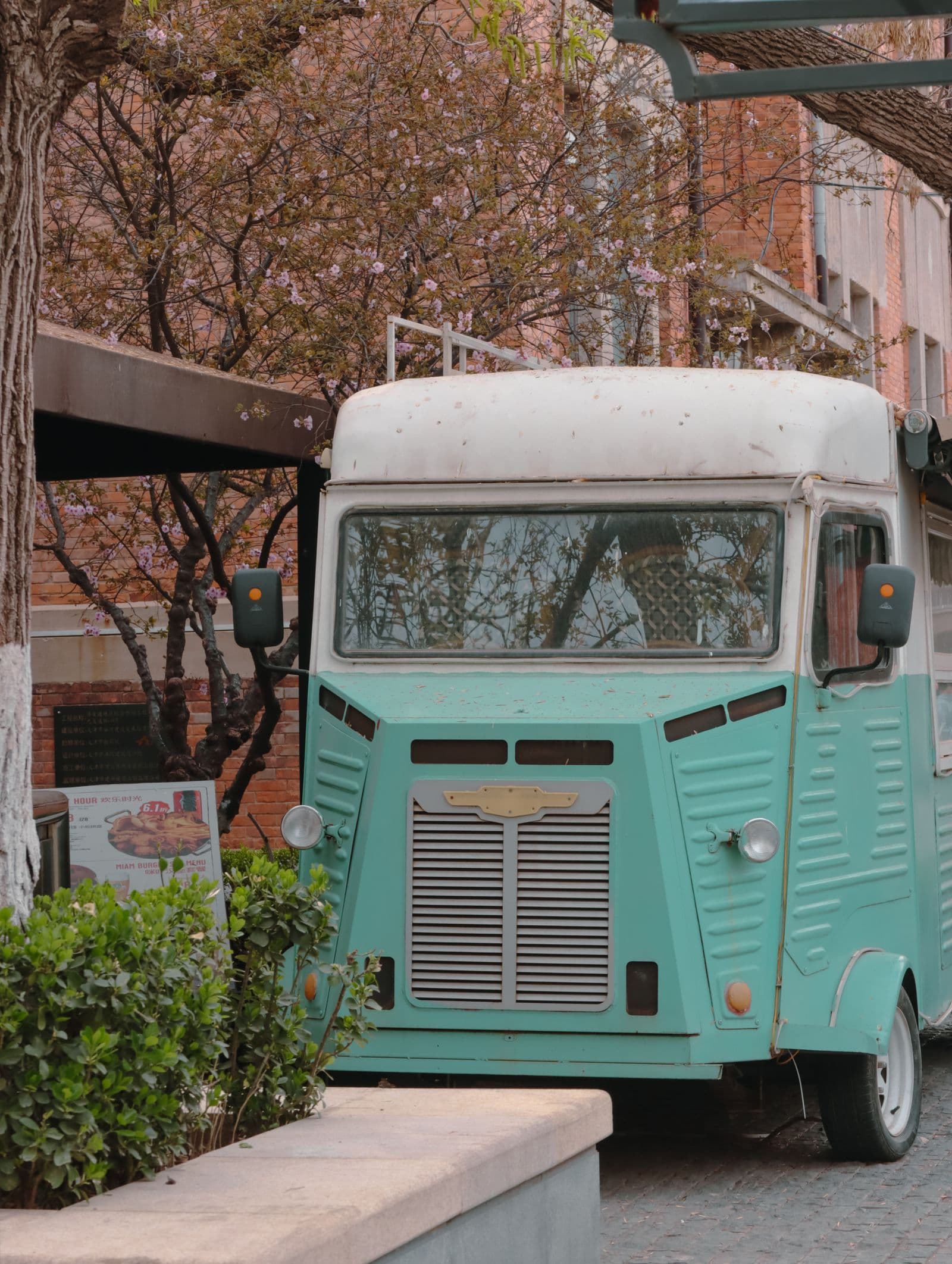 Ouvrir un food truck en 2026 : la réglementation à connaître