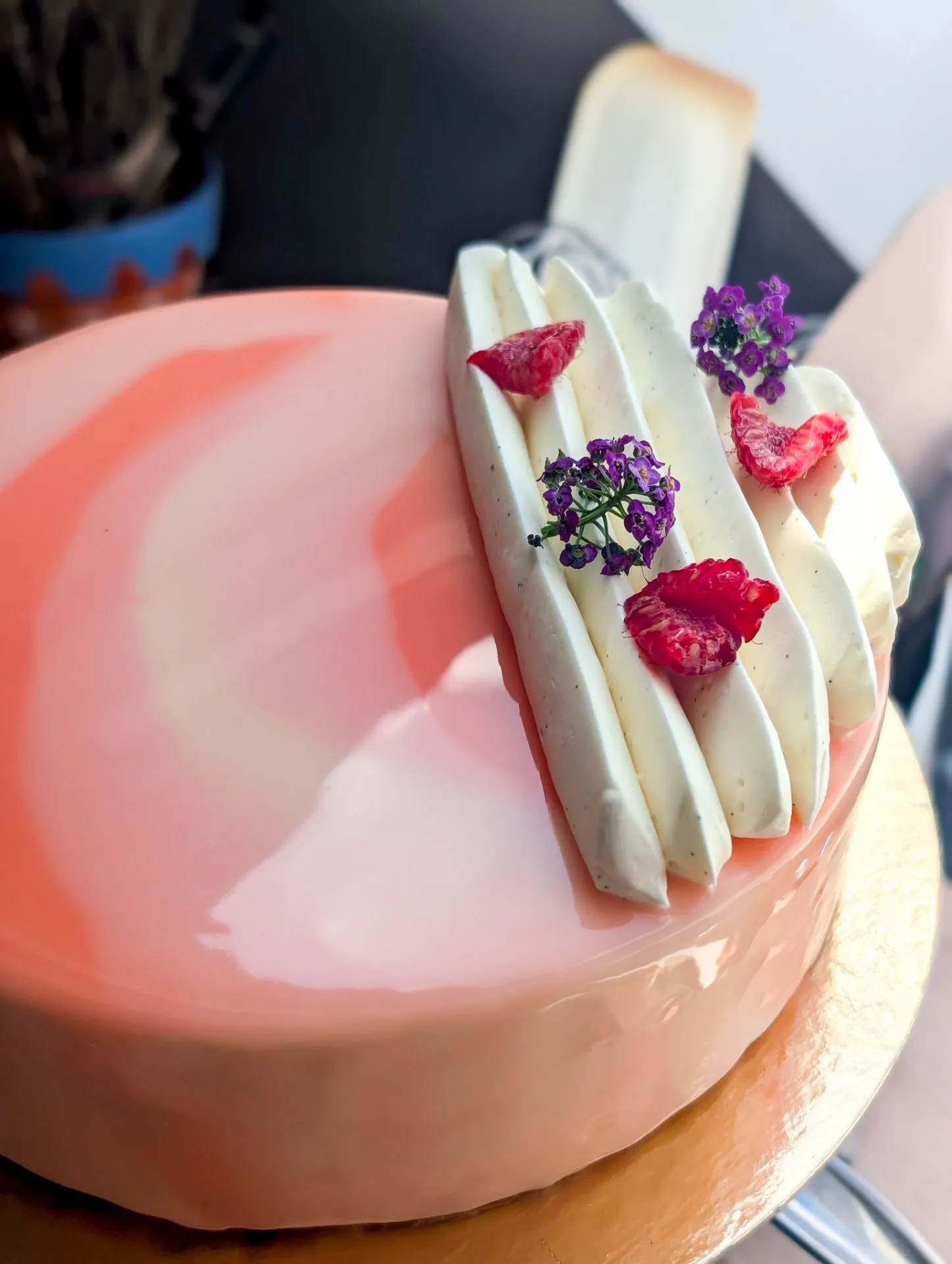 Une cerise sur le gâteau - Pâtissier